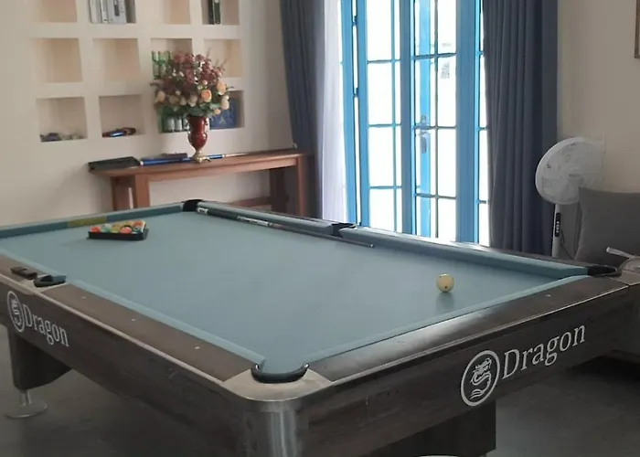 Spacious 6br Near Ha Long